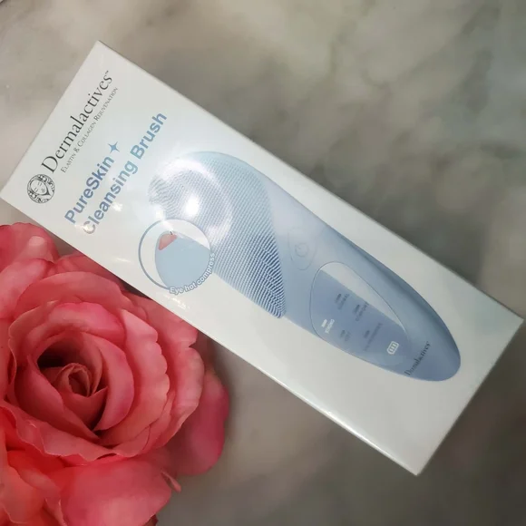 Dermalactives Pureskin + Cleansing Brush